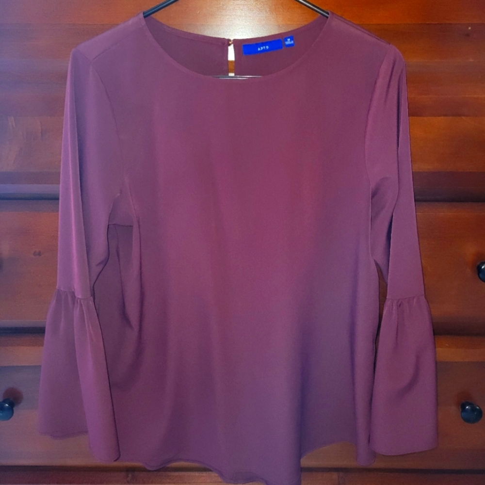Apt. 9 long sleeve top